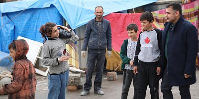 Başkan Yücel'in deprem bölgesinde ziyaretleri sürüyor