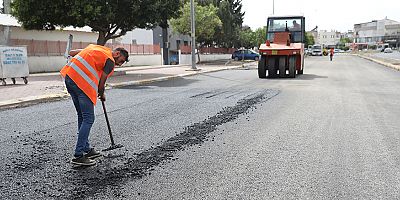 Büyükşehir’den Seyhan Caddesi’ne sıcak asfalt