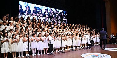 Çocuk ve Gençlik Korosu'ndan unutulmaz bahar konseri