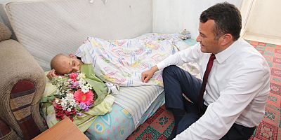 Kaş Belediye Başkanı Ulutaş’tan engellilere ziyaret