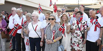 Kemer'de Norveç Milli Bayramı kutlandı