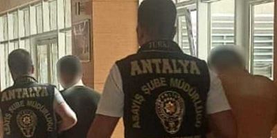 Kendisini Polis/Savcı Olarak Tanıtarak Dolandırıcılık Yapan 3 Kişi Yakalandı