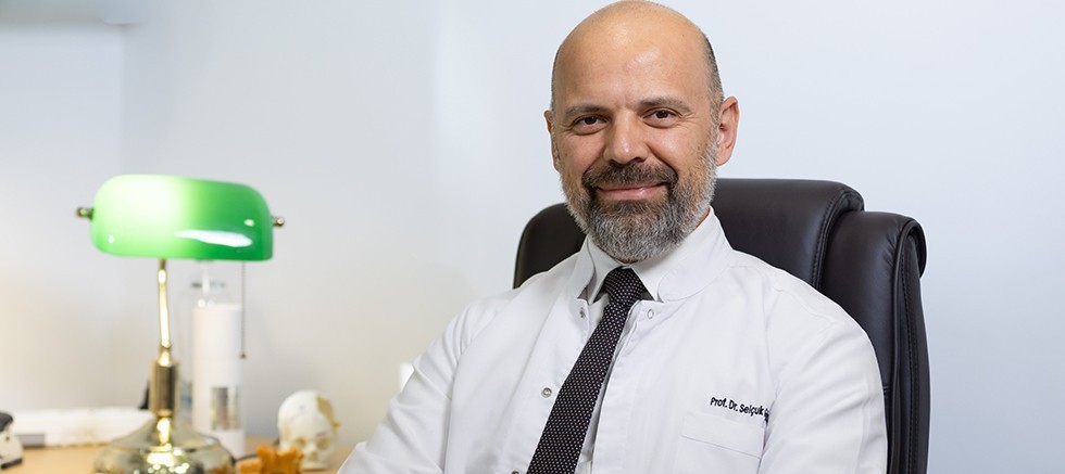 11 Nisan Dünya Parkinson Günü: PARKİNSON HASTASI VE YAKINLARINA 5 ÖNERİ