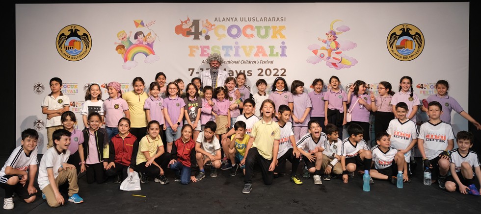4. Alanya Uluslararası Çocuk Festivali renkli etkinliklerle devam ediyor