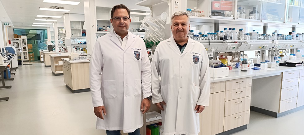 Acıbadem Üniversitesi Bilim İnsanlarından Enfeksiyonla Mücadelede Çığır Açan Gelişme…