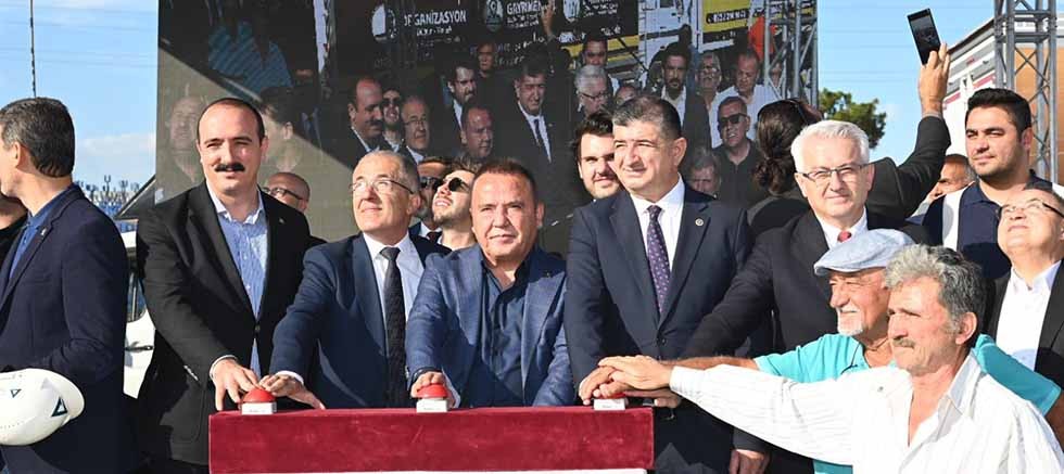 Akdeniz Sanayi Sitesi büyüyor: 208 dükkanın temeli törenle atıldı