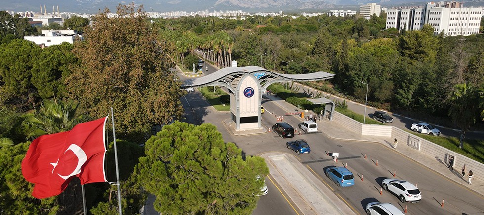 Akdeniz Üniversitesi Dünyanın En İyileri Arasında