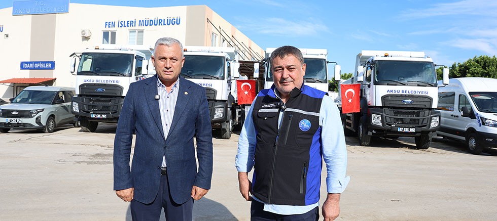 Aksu Belediyesi araç filosunu güçlendirmeye devam ediyor: Filoya 6 yeni araç daha katıldı