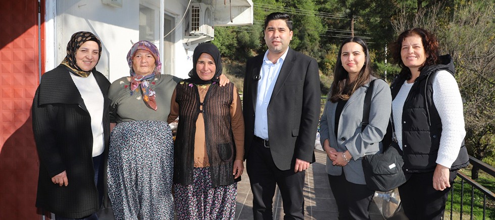 Aksu Belediyesi, Kayadibi'nde ihtiyaç sahipleriyle buluştu