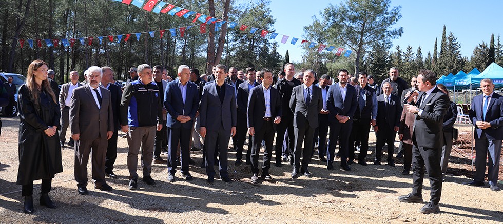 Aksu'da sahipsiz hayvan bakımevi ve doğal yaşam alanının temeli atıldı