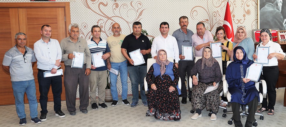 Aksu'da tapu sevinci devam ediyor