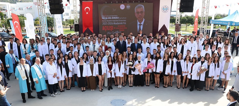 ALKÜ'de akademik açılışı Bakan Memişoğlu yaptı