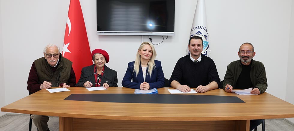 ALKÜ'ye aynı anda 3 beden bağışı