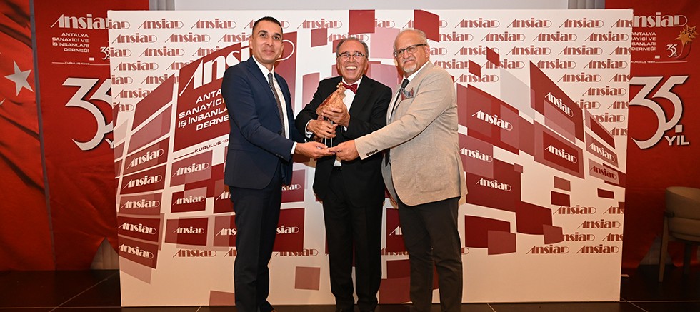 ANSİAD 12. Olağan Toplantısı'nda konuğu Emekli General Ahmet Yavuz oldu