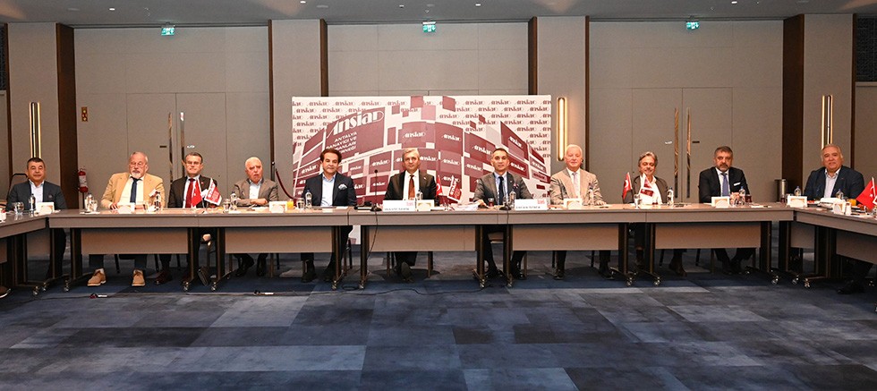 ANSİAD'ın konuğu Vali Hulusi Şahin oldu