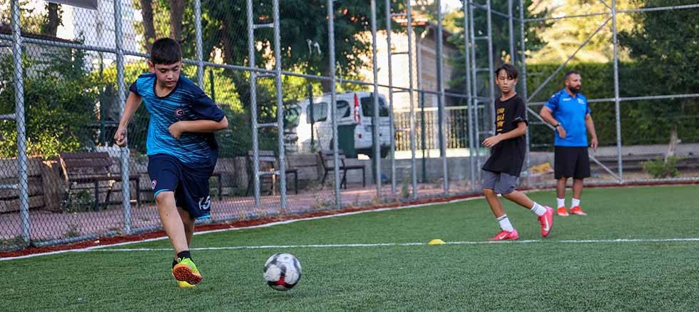 Antalya Büyükşehir Belediyesi’nin spora ve sporcuya desteği sürüyor