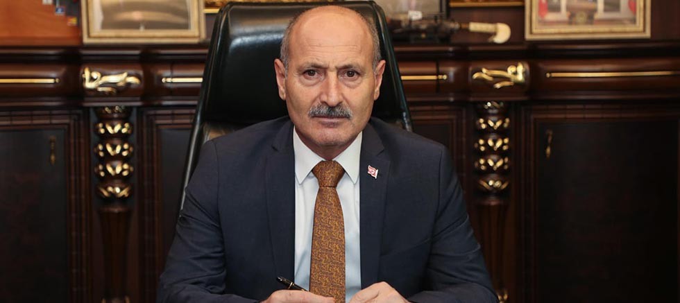 Antalya Emniyet Müdürü Dr. Sabit Akın Zaimoğlu'ndan yeni yıl mesajı