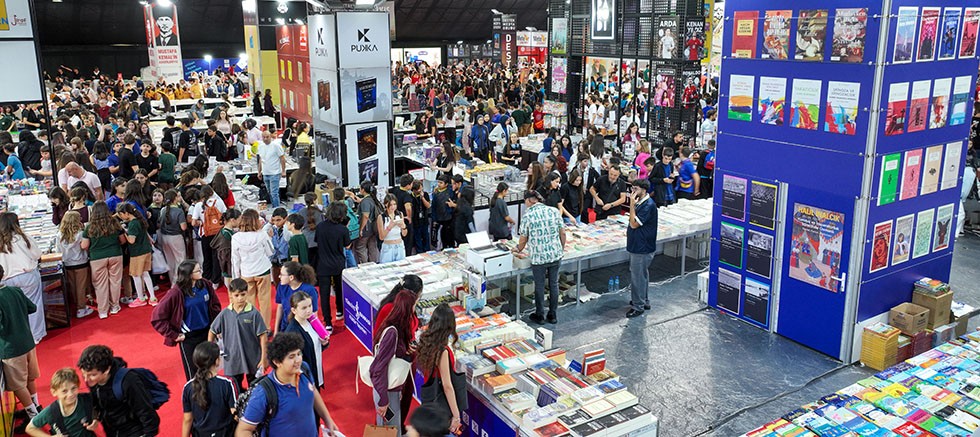 Antalya Kitap Fuarı’na ilgi sürüyor