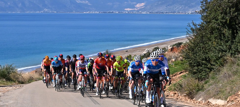 Antalya, Şubat ayında dünyaca ünlü bisiklet takımlarına ev sahipliği yapacak
