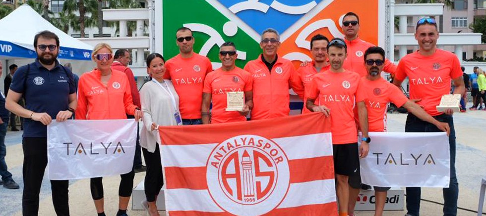 Antalyaspor Triatlon Takımı Sezonu Madalyalarla Açtı 