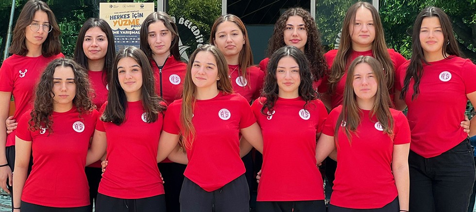 Antalyaspor U19 Kadın Sutopu Takımı Türkiye Beşincisi
