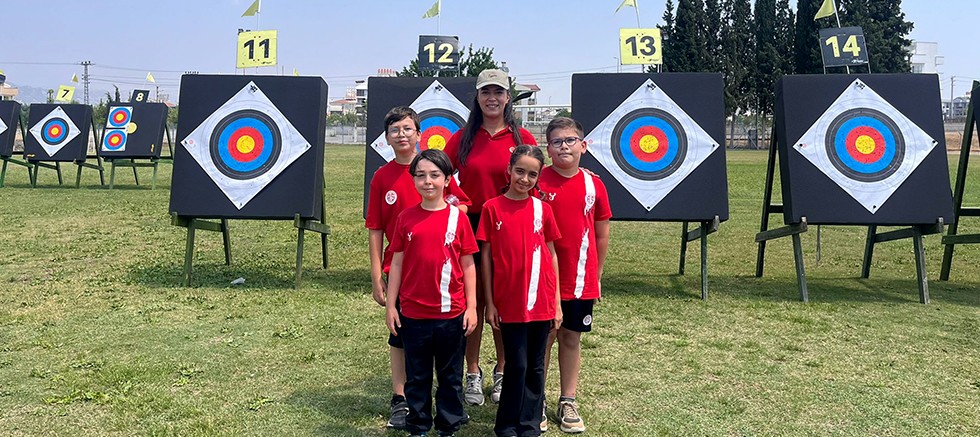 Antalyasporlu Okçu Dilruba Naz’dan Altın İsabet