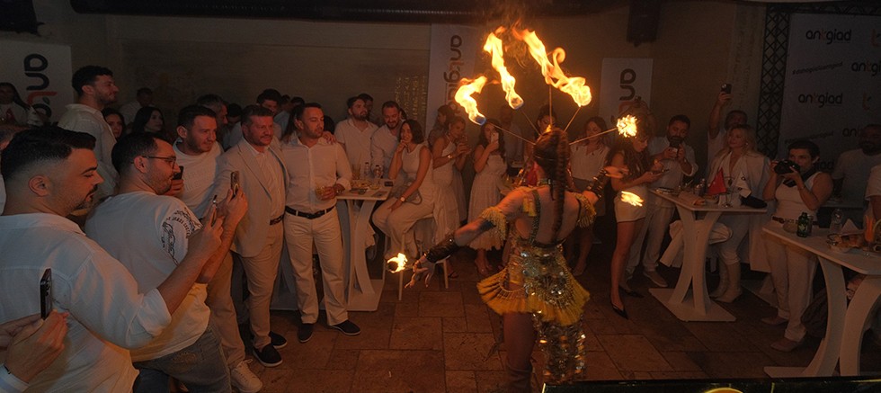 ANTGİAD’dan Beyazlar İçinde Unutulmaz Bir Gece: Summer Party 2025
