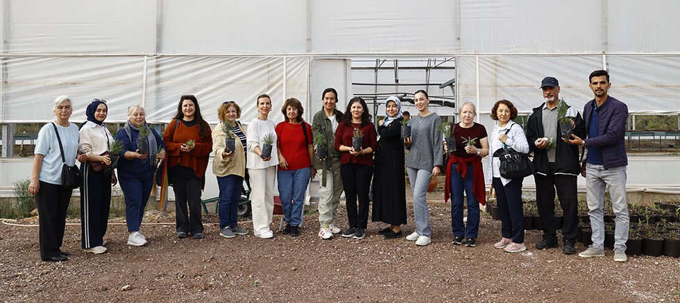 ATASEM kursiyerlerine tarım kampüsünde uygulamalı eğitim