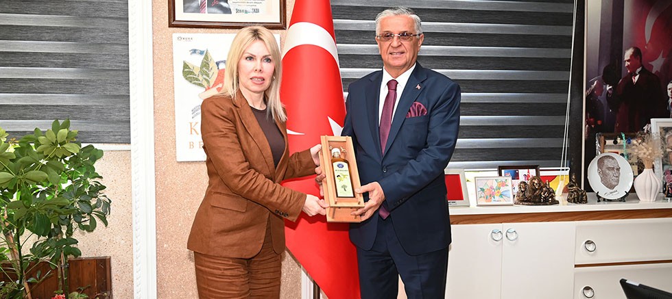 AÜ Rektörü Özkan Kemer Belediyesi’nde 