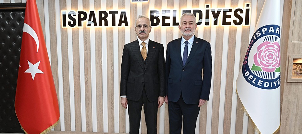 Bakan Uraloğlu: “Isparta’da güzel işler yapılıyor”