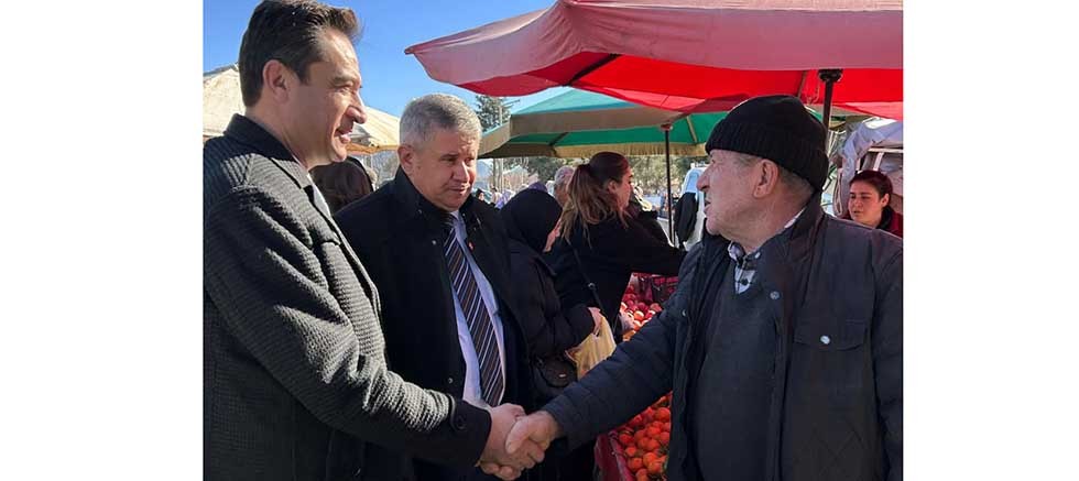 Başkan Kadir Koç'tan Ağlasun'da Pazar Ziyareti