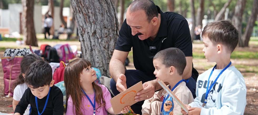 Başkan Kotan'dan çocuklarla keyifli Hayatpark gezisi