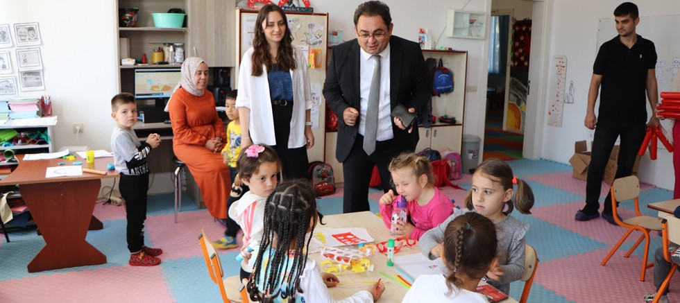 Başkan Küçükkuru anaokulunu ziyaret etti
