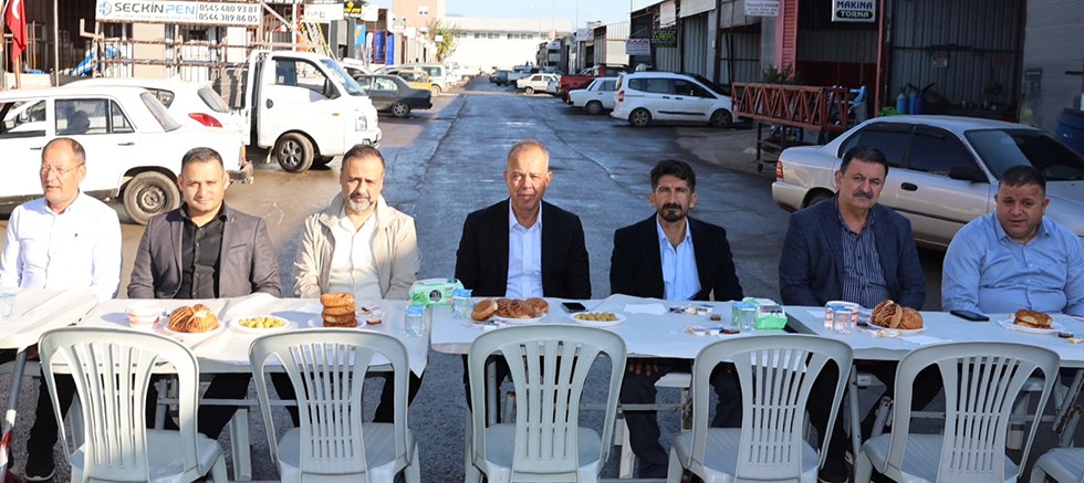 Başkan Menderes Dal, sanayi esnafıyla kahvaltıda buluştu