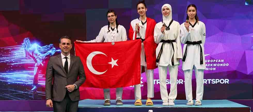 Büyük kadınlardan 1 altın, 2 gümüş ve 2 bronz madalya