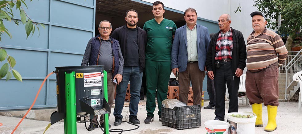 Büyükşehir’in ceviz soyma makineleri üreticilerin hizmetinde