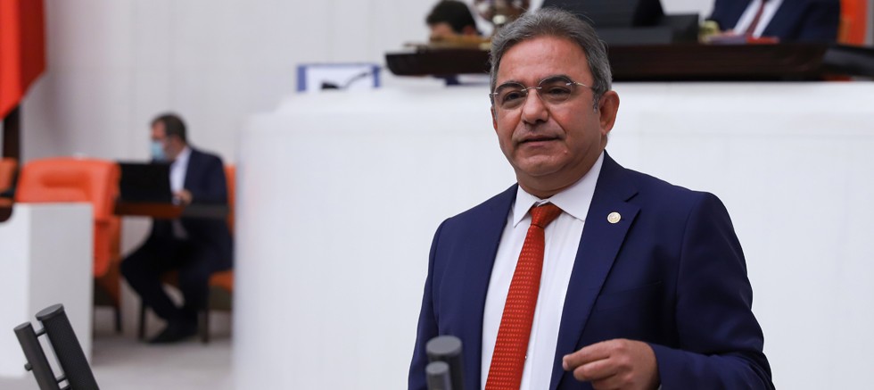 CHP'li Budak'tan Turizm Bakanı Ersoy'a “Dünya hibe verirken siz 1 kuruş bile hibe etmediniz