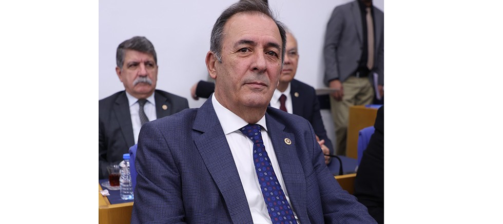 CHP'li Mustafa Erdem: Türkiye'nin gerçek gündemi torba yasalar değil, geçim sıkıntısıdır
