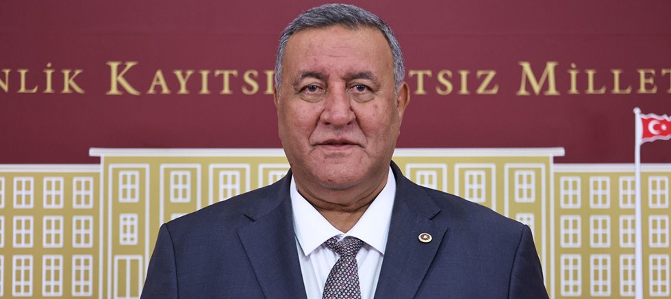 CHP Niğde Milletvekili Ömer Fethi Gürer: “Zeytin üreticilerinin sorunları artıyor”