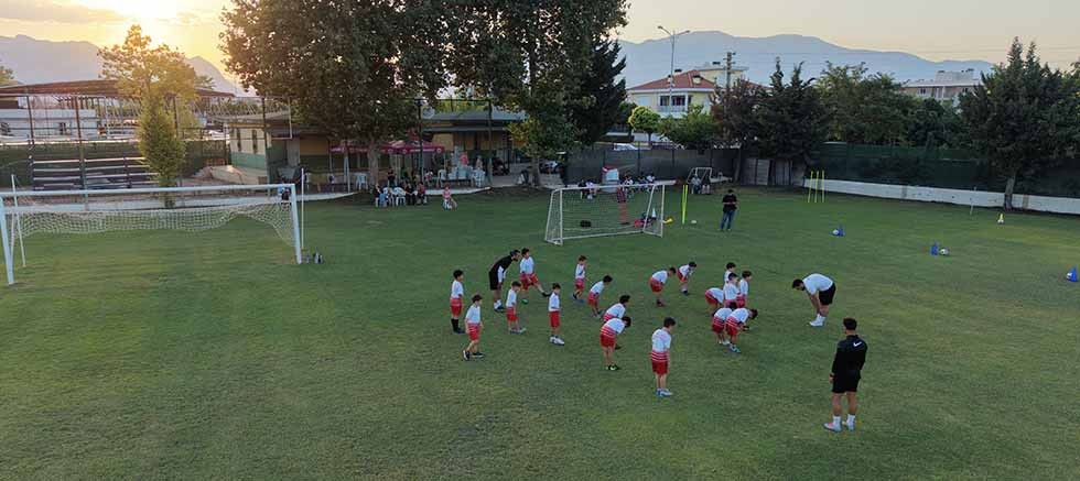 Döşemealtı’nda Yaz Kursları Tamamlandı: Çocuklar Yazı Sporla Geçirdi