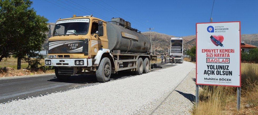 Elmalı Bayındır yolu asfaltlandı