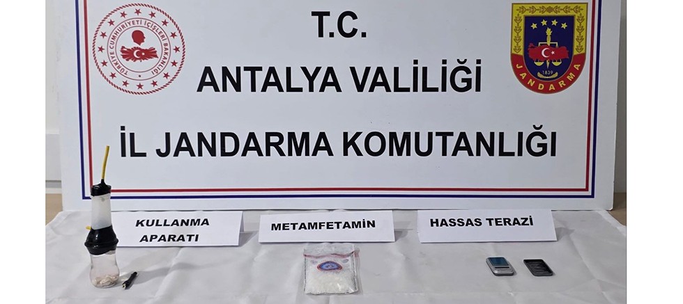 Elmalı İlçesinde Uyuşturucu Operasyonu