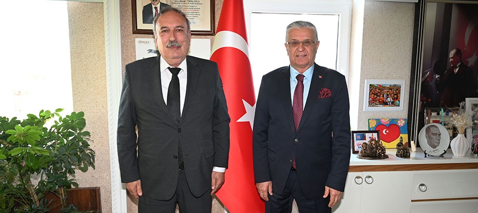 Finike Belediyesi’nden Başkan Topaloğlu’na ziyaret