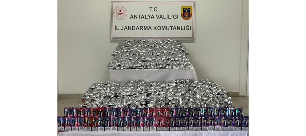 Gazipaşa'da 5 bin adet elektronik sigara ele geçirildi