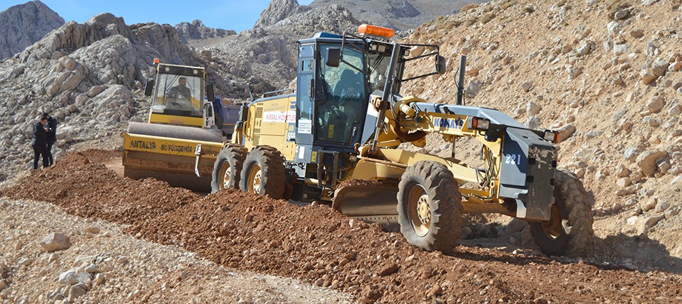Gündoğmuş Karabul yayla yolu yenileniyor