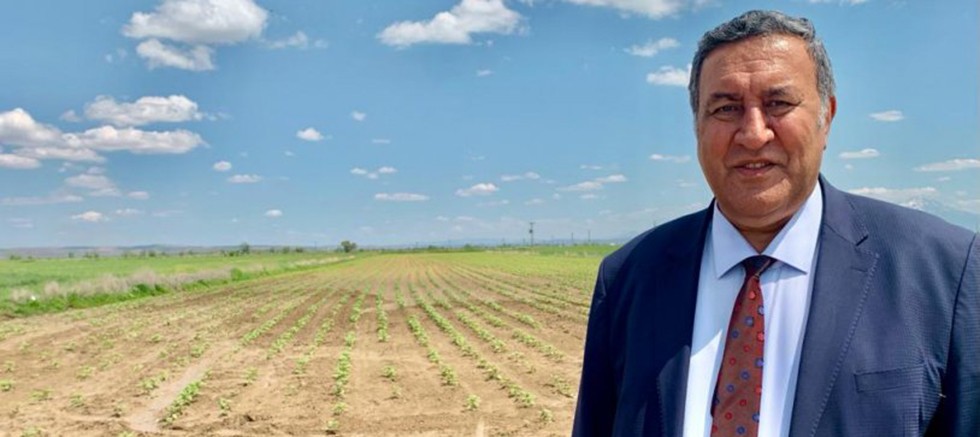 Gürer: İhracata kırmızı, ithalata yeşil ışık