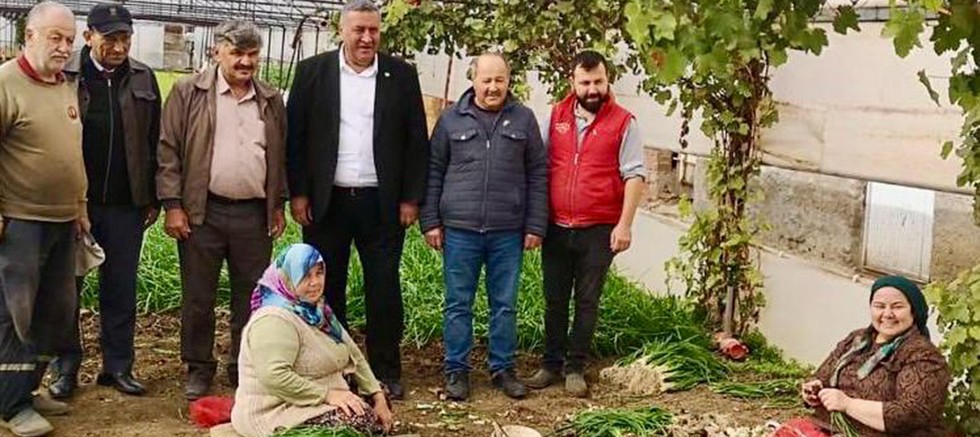 Gürer: “İktidarın çiftçiyi  topraktan  koparıyor”