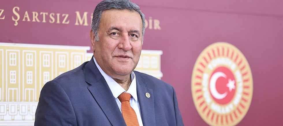 Gürer: “Tekstil sektöründe sorunlar derinleşiyor”