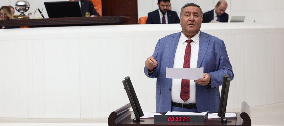 Gürer: “Üretim çöküyor, Türkiye ithalata bağımlı hale geldi”