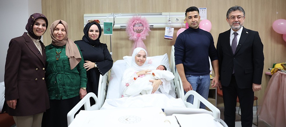 Her yeni doğan bebek ve yeni evli çift adına bir fidan dikilecek